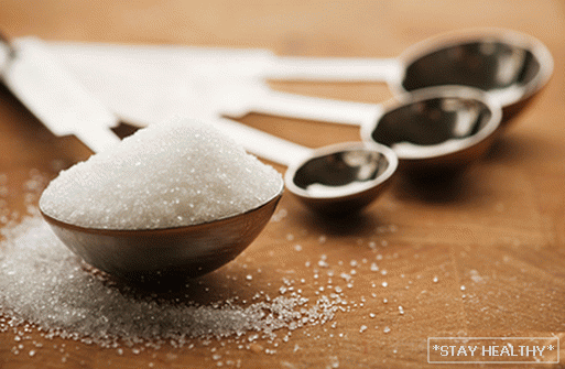Скільки калорій в цукрі